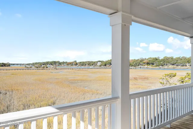 $599,995 | 139 Seagull Drive, Holden Beach, NC 28462