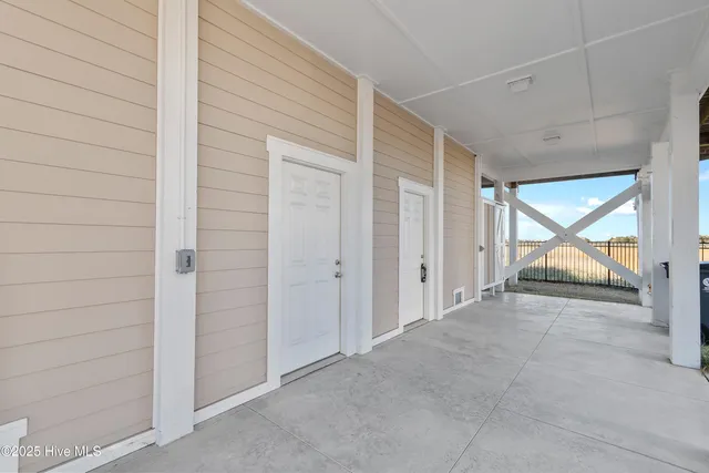 $599,995 | 139 Seagull Drive, Holden Beach, NC 28462