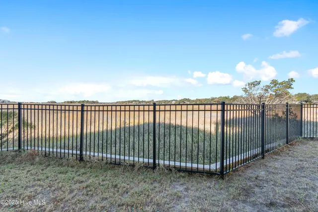 $599,995 | 139 Seagull Drive, Holden Beach, NC 28462