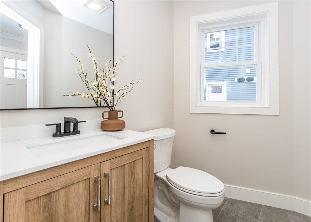 87 Hardy Pond Road Waltham, MA 02451 - Photo 14 of 36