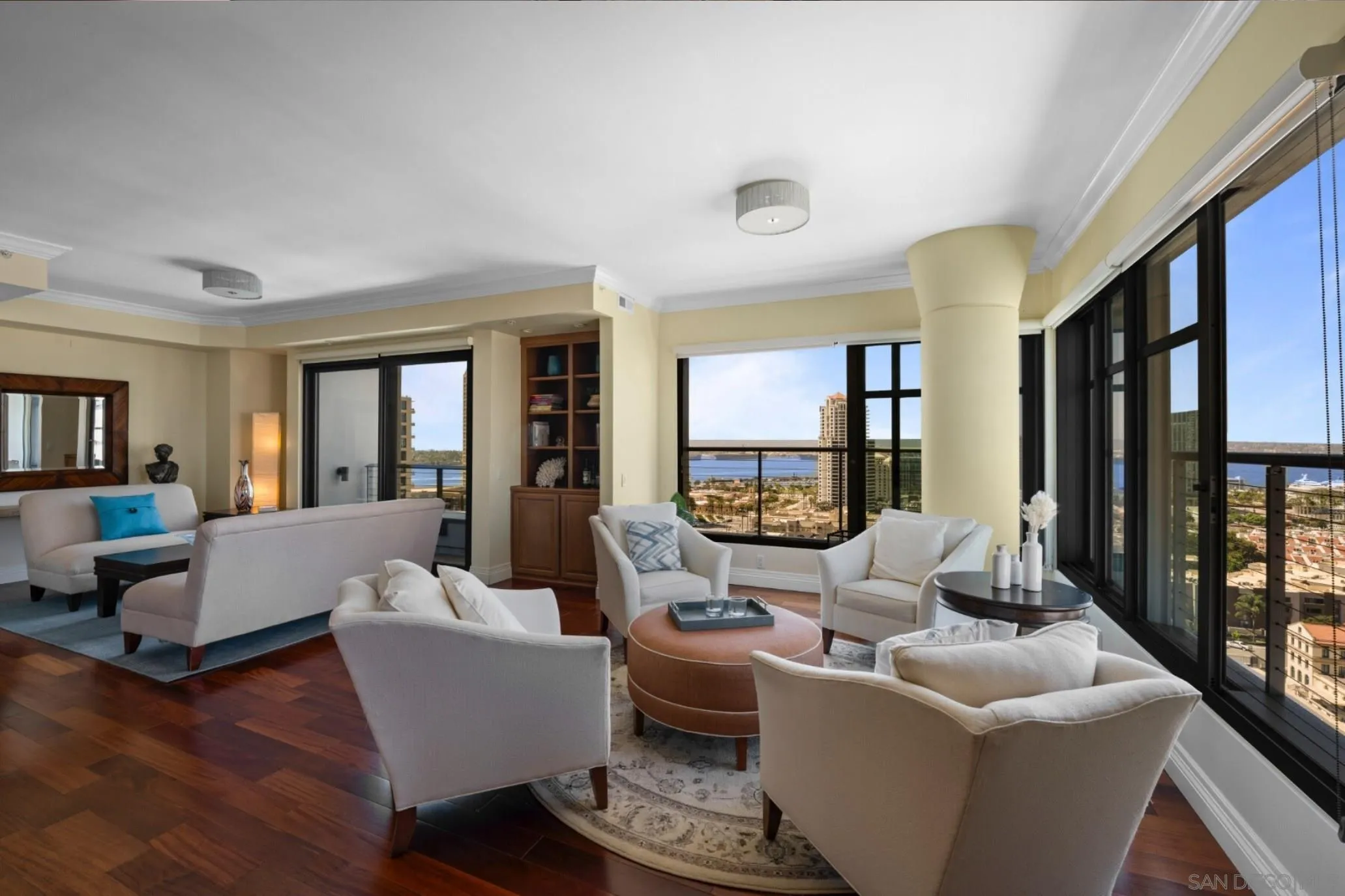 645 Front Street, Unit 2002 San Diego, CA 92101 - Photo 3 of 74