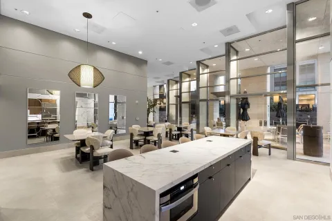 $3,950,000 | 645 Front Street, Unit 2002, San Diego, CA 92101