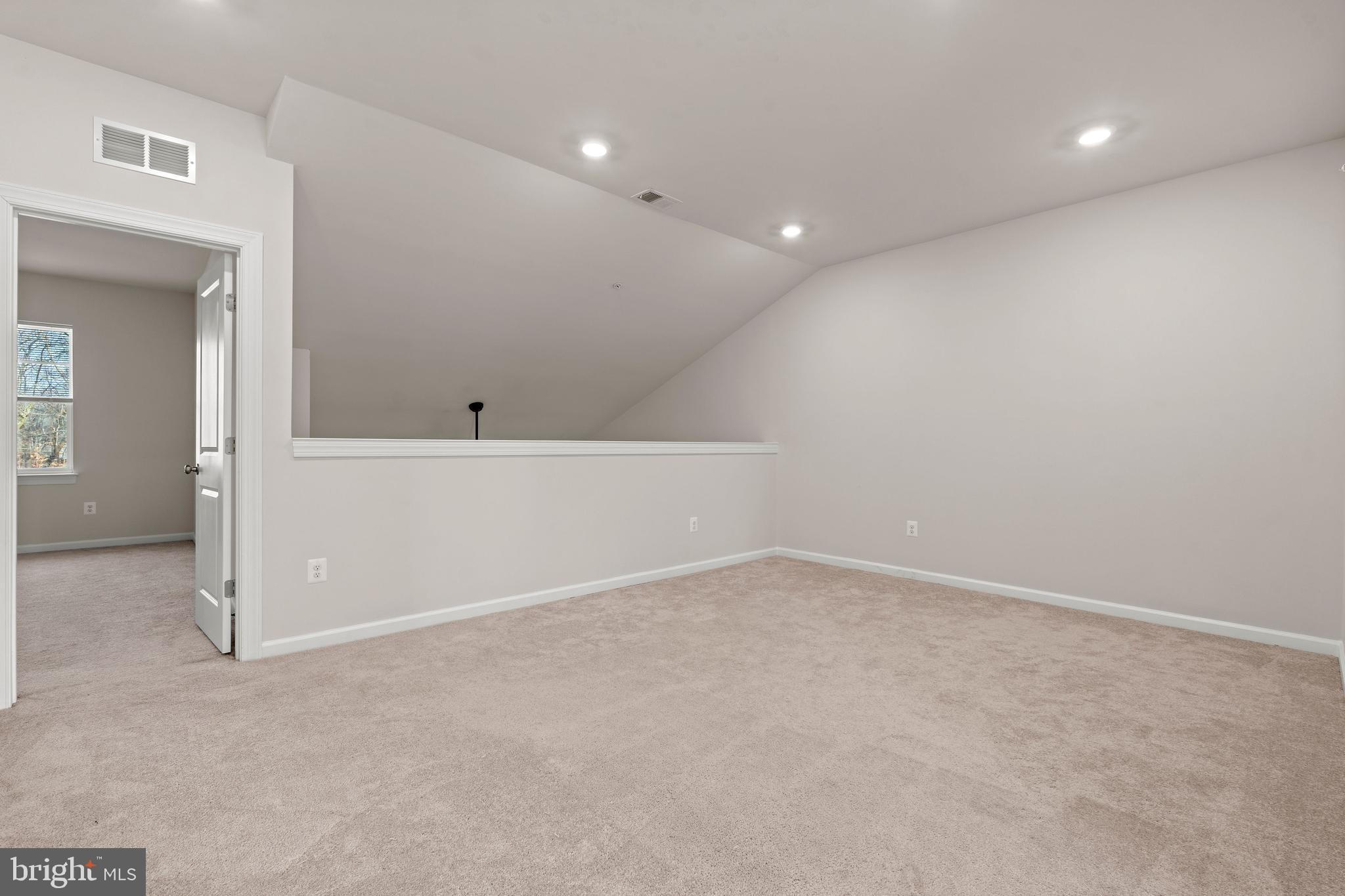 12136 American Chestnut Road Bowie, MD 20720 - Photo 13 of 28 Gallery Image 13