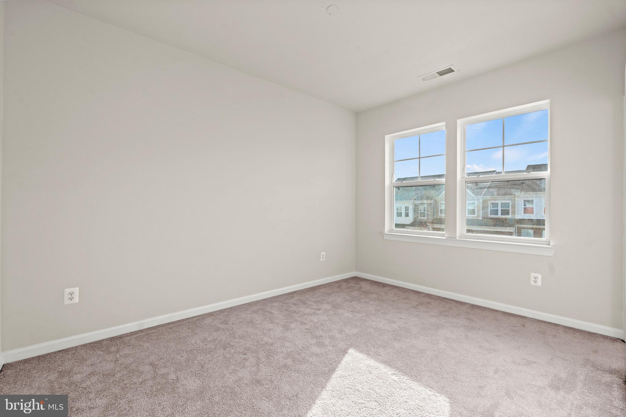 12136 American Chestnut Road Bowie, MD 20720 - Photo 17 of 28 Gallery Image 17