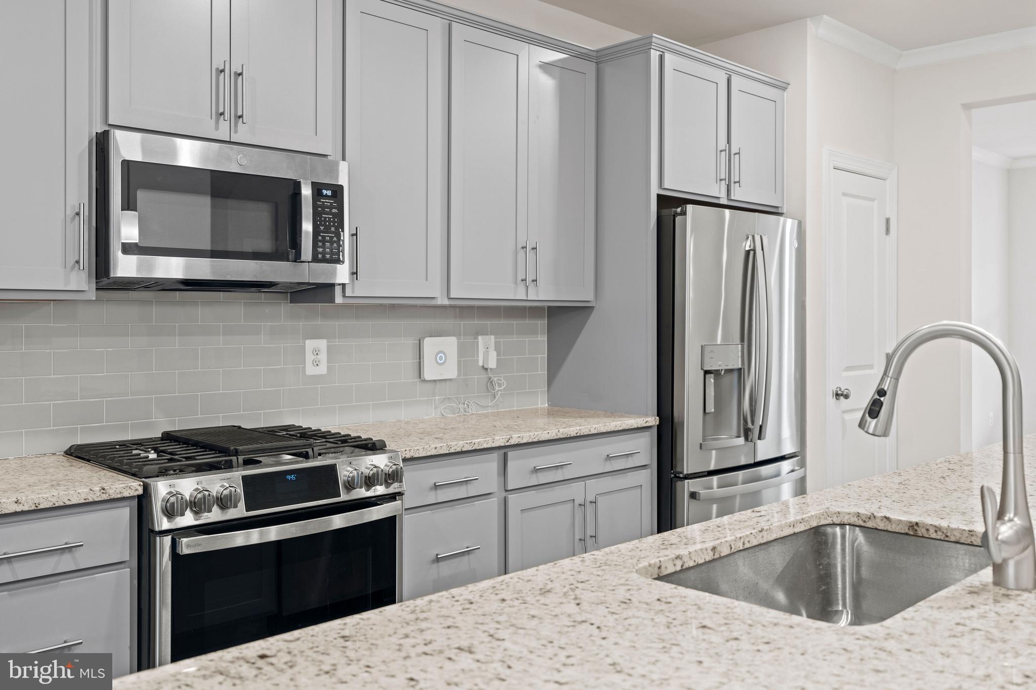 12136 American Chestnut Road Bowie, MD 20720 - Photo 6 of 28 Gallery Image 6