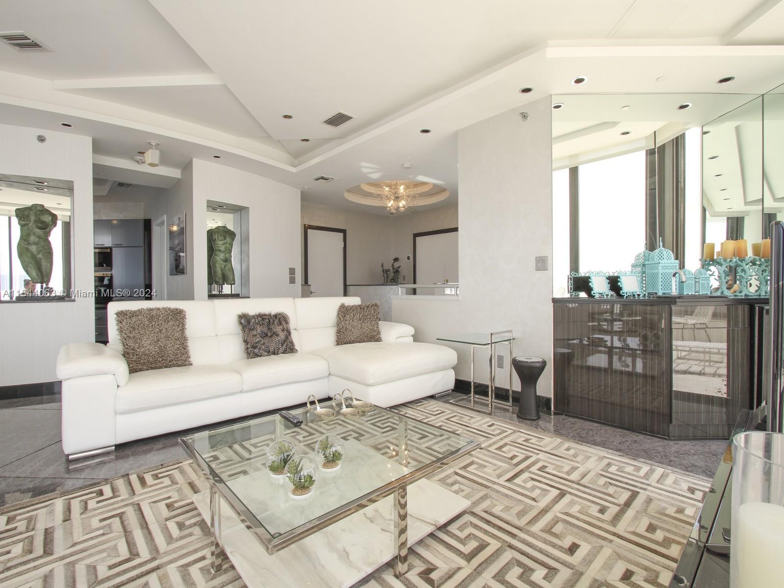 2000 Island Boulevard, Unit PH7 Aventura, FL 33160 - Photo 11 of 44