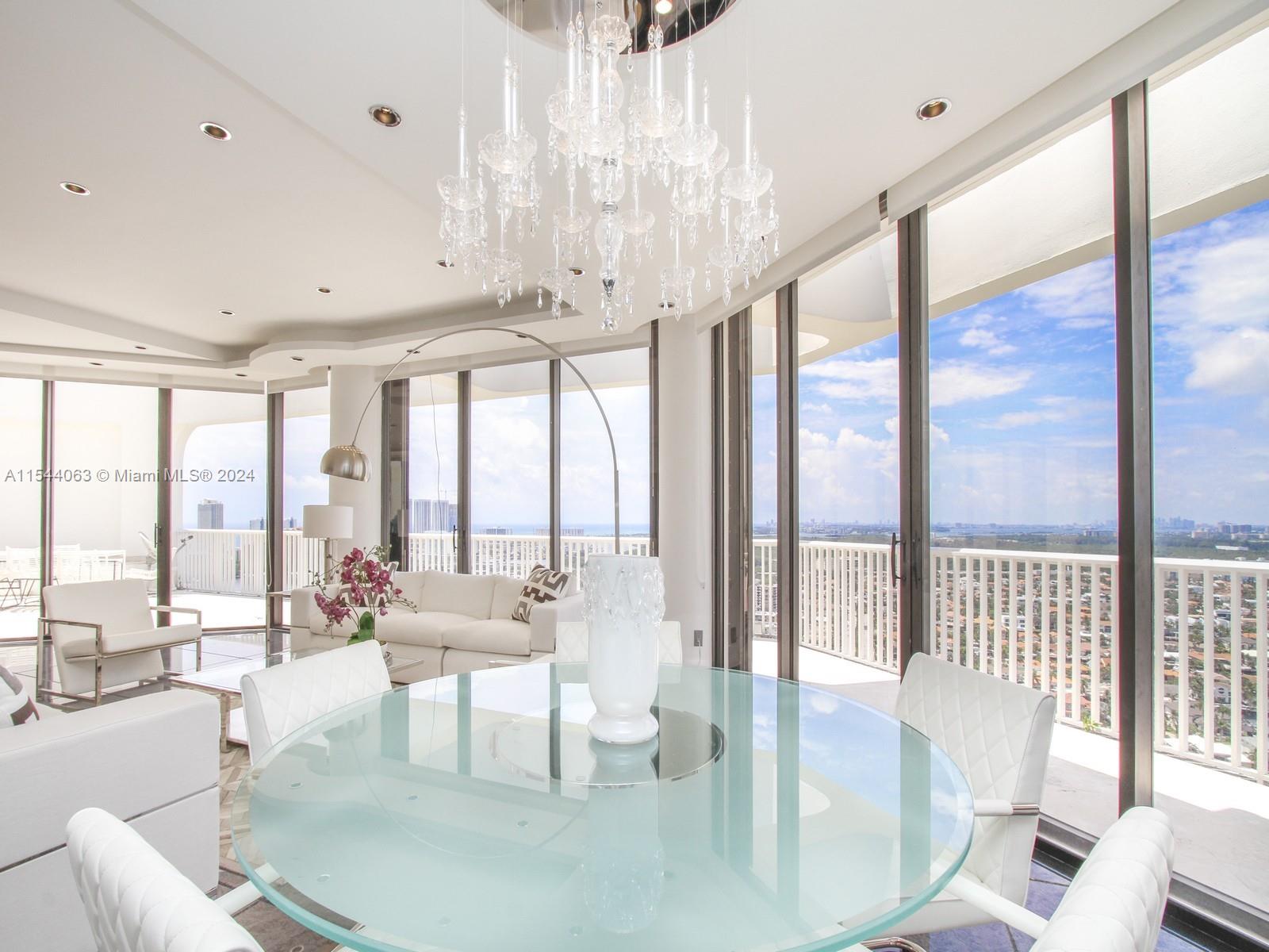 2000 Island Boulevard, Unit PH7 Aventura, FL 33160 - Photo 4 of 44