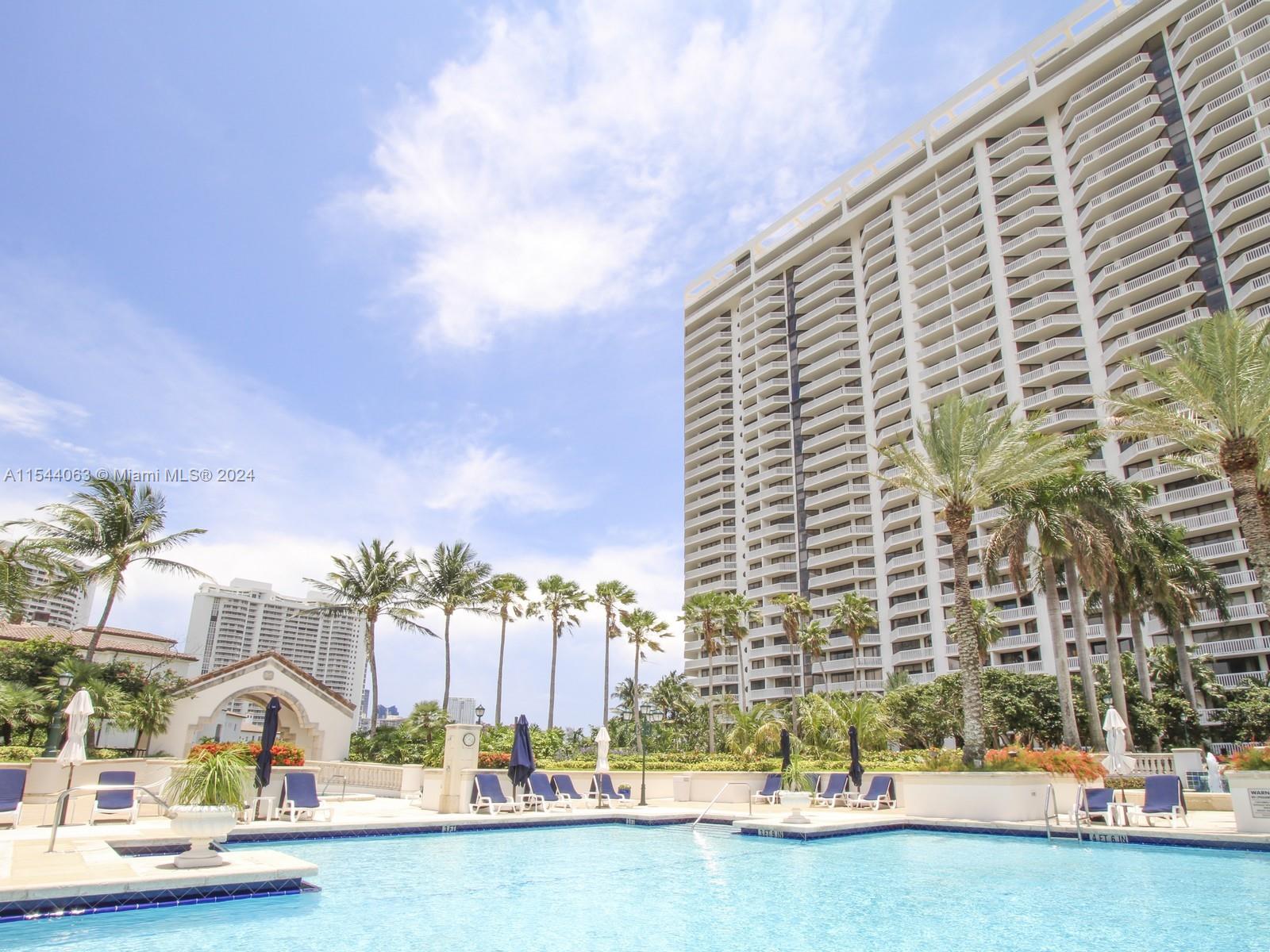 2000 Island Boulevard, Unit PH7 Aventura, FL 33160 - Photo 41 of 44