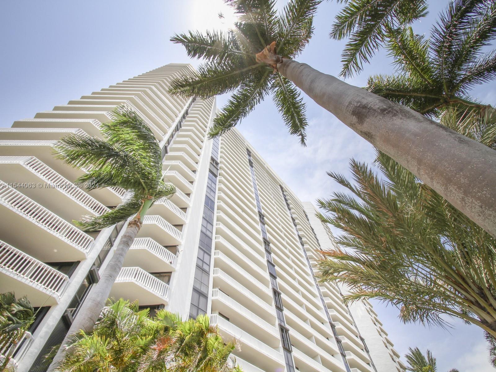 2000 Island Boulevard, Unit PH7 Aventura, FL 33160 - Photo 44 of 44