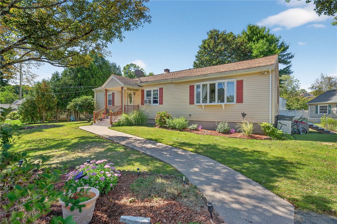 4 Joseph Street Westerly, RI 02891 - Photo 2 of 40