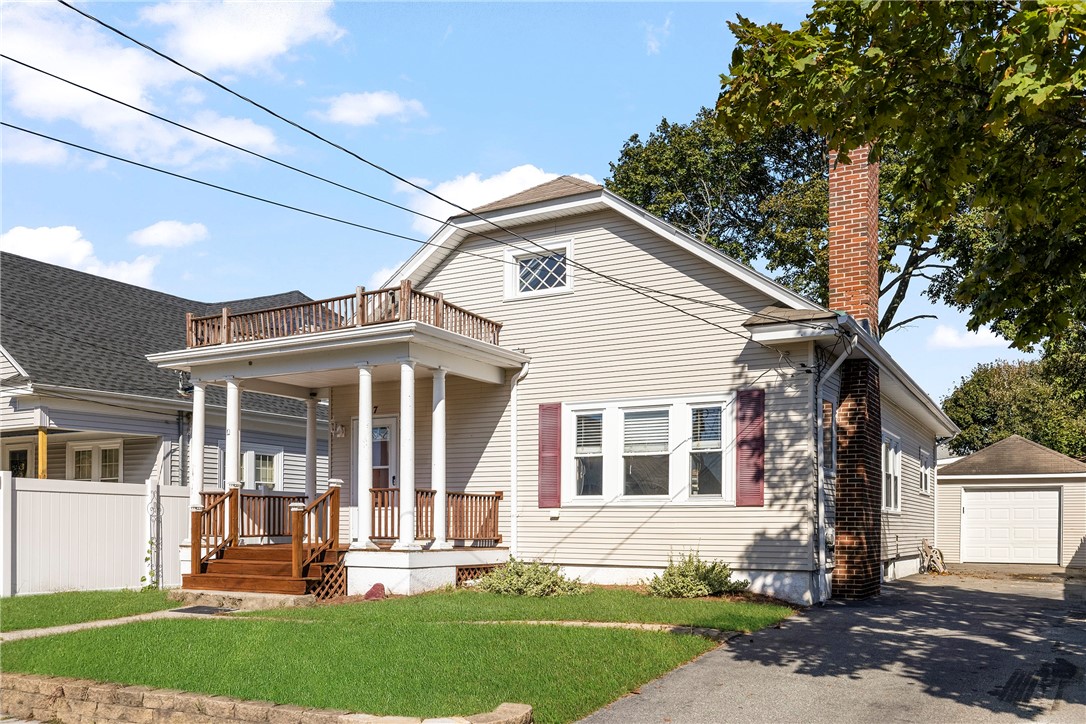 27 Stevens Road Cranston, RI 02910 - Photo 2 of 43