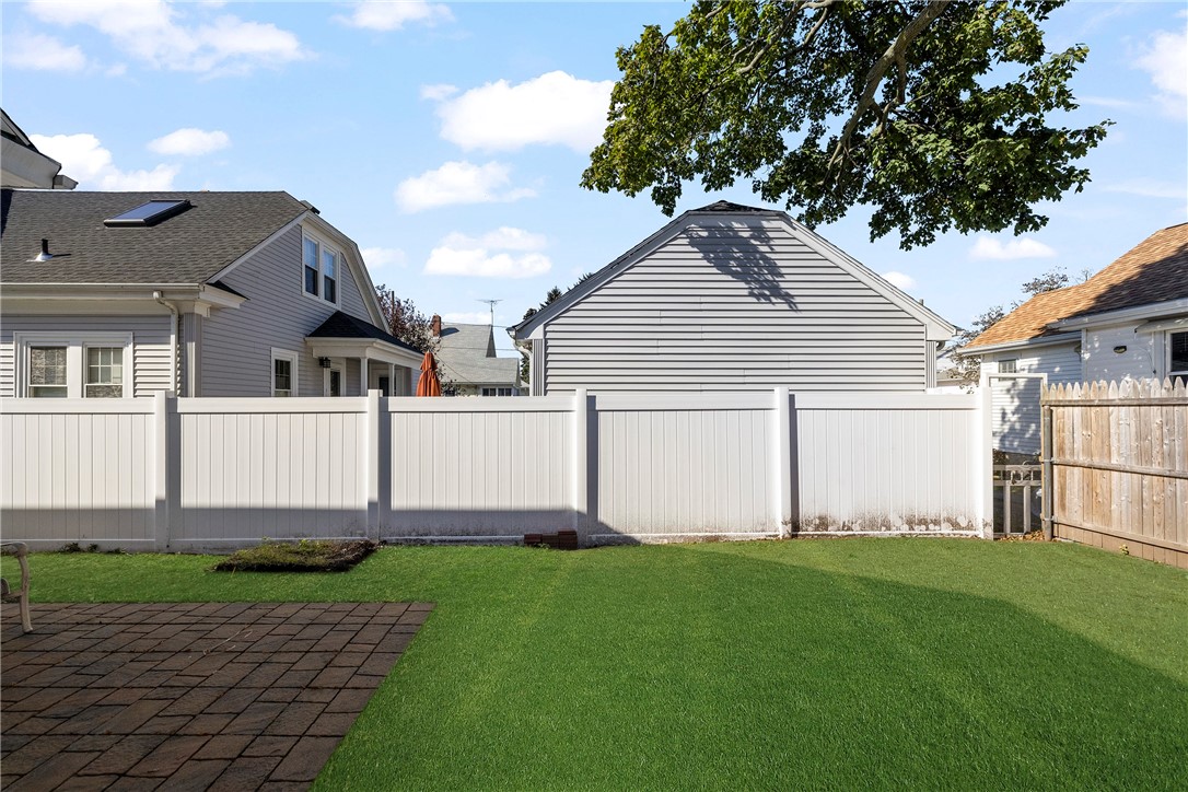 27 Stevens Road Cranston, RI 02910 - Photo 37 of 43