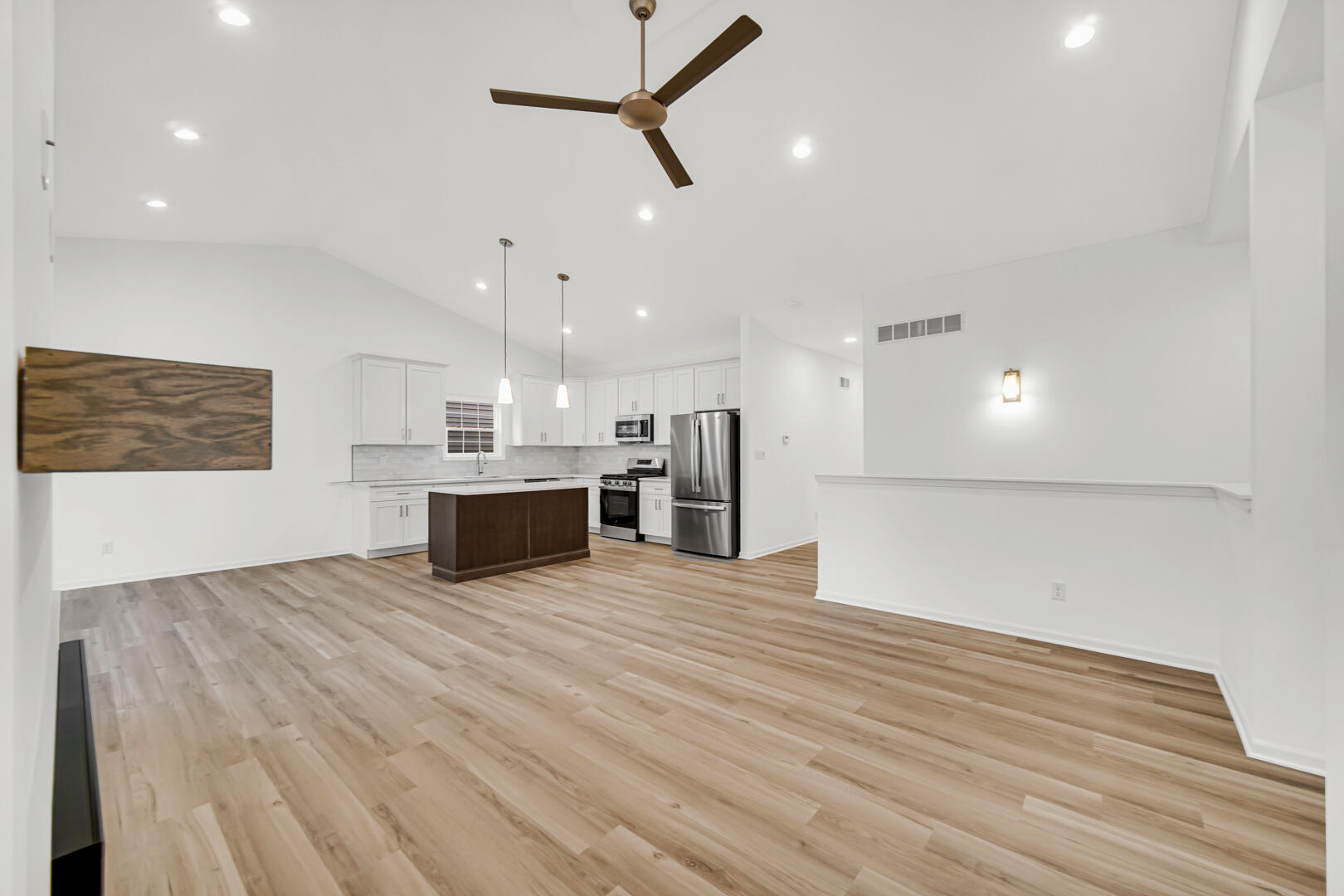 476 Magnolia Lane Chesterton, IN 46304 - Photo 3 of 20 1620x1080