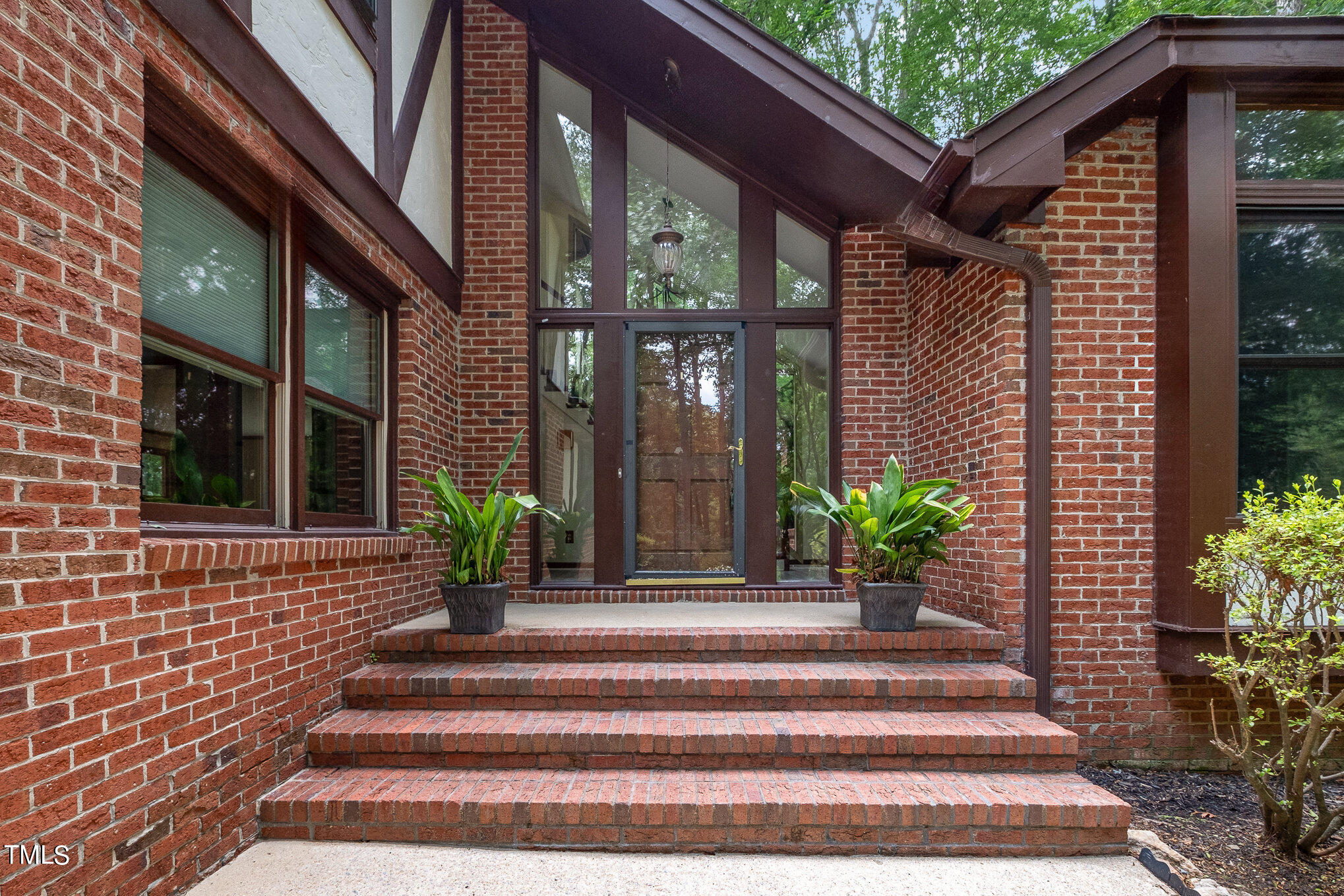 11313 Derby Lane Raleigh, NC 27613 - Photo 4 of 25 004_dscf1634-edit