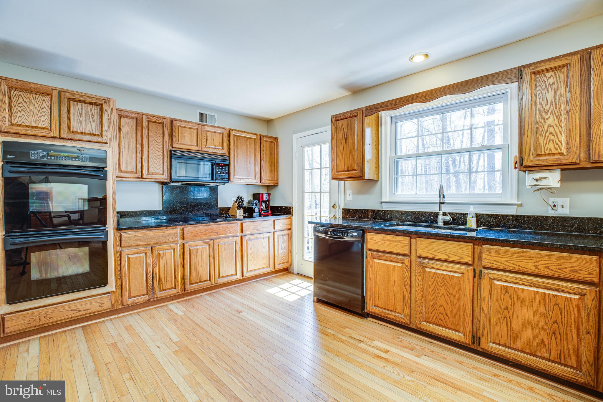 13231 Sillamon Road Goldvein, VA 22720 - Photo 13 of 77 Double Wall Ovens and Built In Microwave
