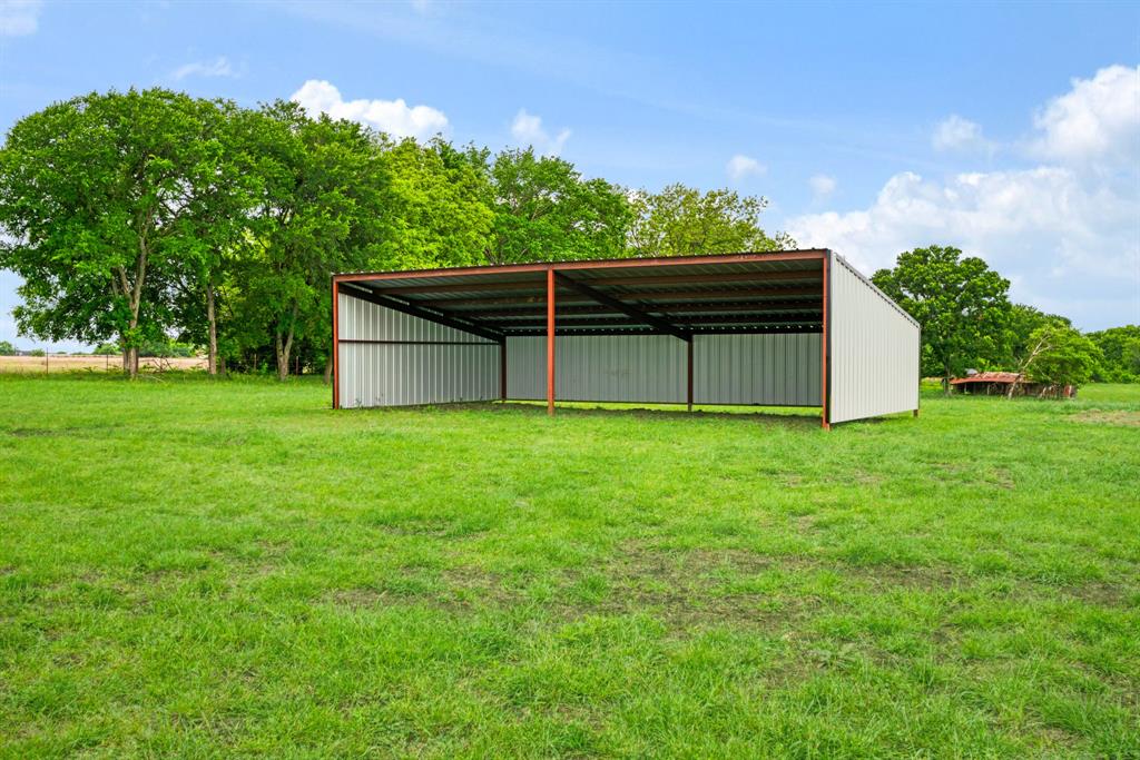 815 County Road Paris, TX 75462 - Photo 23 of 30