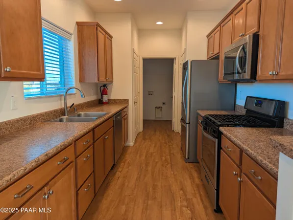 $1,800 | 8980 East Navajo Court, Prescott Valley, AZ 86314