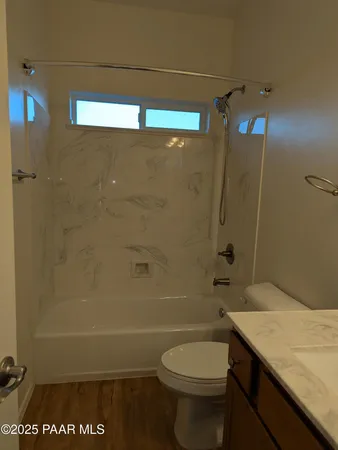 $1,800 | 8980 East Navajo Court, Prescott Valley, AZ 86314