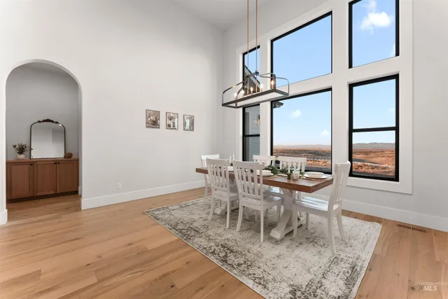 $1,949,900 | 225 East Cheatgrass Court, Boise, ID 83716