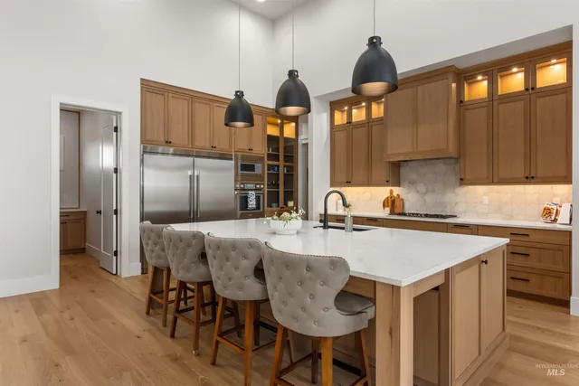 $1,949,900 | 225 East Cheatgrass Court, Boise, ID 83716