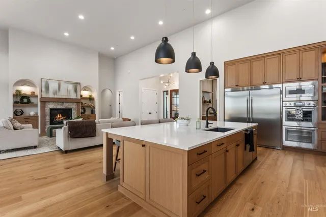 $1,949,900 | 225 East Cheatgrass Court, Boise, ID 83716