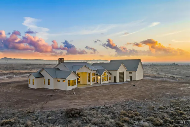 $1,949,900 | 225 East Cheatgrass Court, Boise, ID 83716