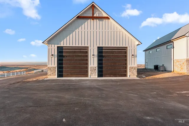 $1,949,900 | 225 East Cheatgrass Court, Boise, ID 83716