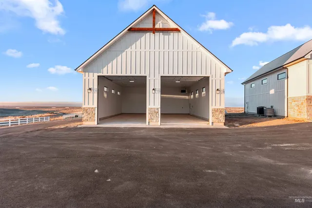 $1,949,900 | 225 East Cheatgrass Court, Boise, ID 83716