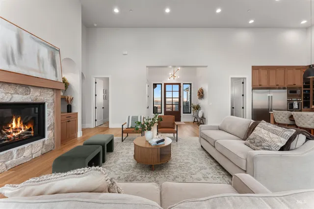 $1,949,900 | 225 East Cheatgrass Court, Boise, ID 83716