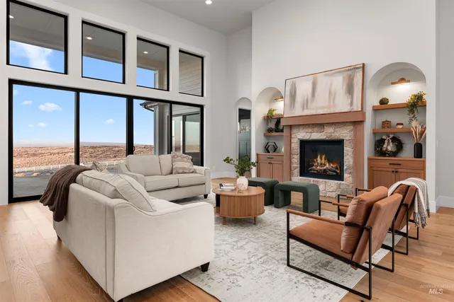 $1,949,900 | 225 East Cheatgrass Court, Boise, ID 83716