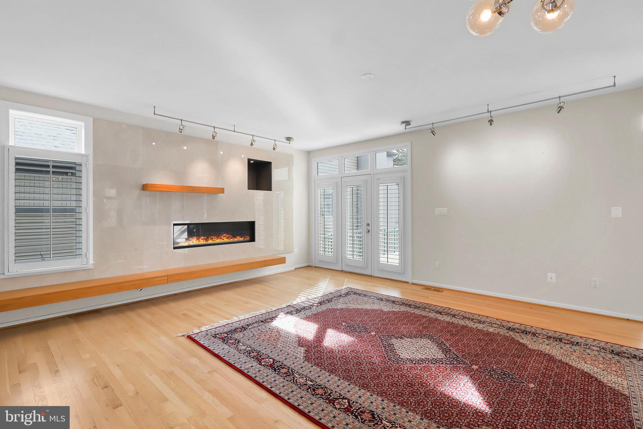 1460 Waterfront Road Reston, VA 20194 - Photo 8 of 63