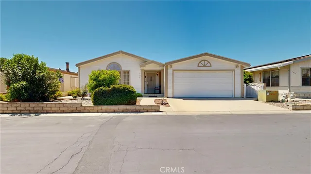$299,000 | 1457 Martinique Drive, Hemet, CA 92543