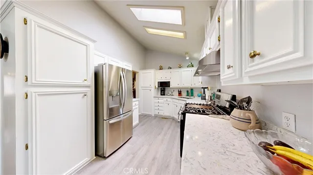 $299,000 | 1457 Martinique Drive, Hemet, CA 92543