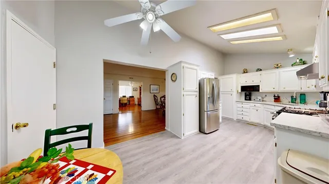 $299,000 | 1457 Martinique Drive, Hemet, CA 92543