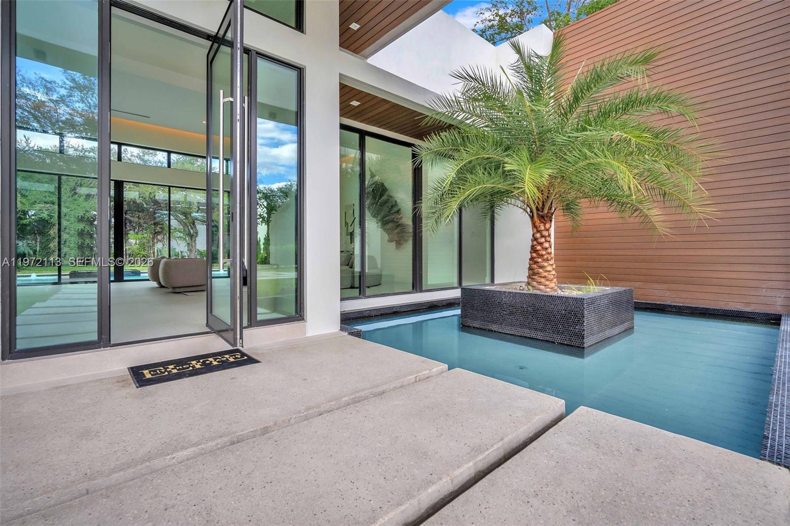 11395 Southwest 88th Avenue Miami, FL 33176 - Photo 3 of 60