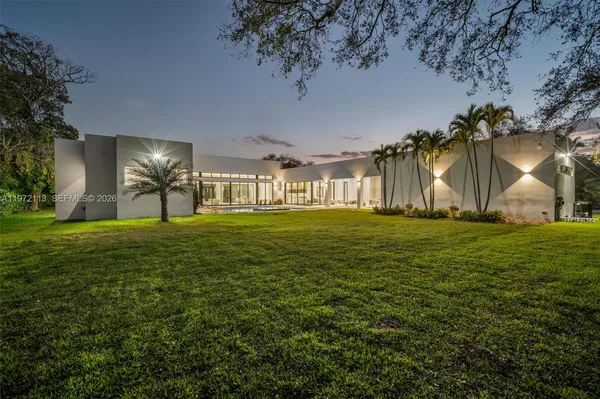 $5,195,000 | 11395 Southwest 88th Avenue, Miami, FL 33176