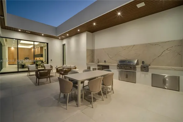 $5,195,000 | 11395 Southwest 88th Avenue, Miami, FL 33176