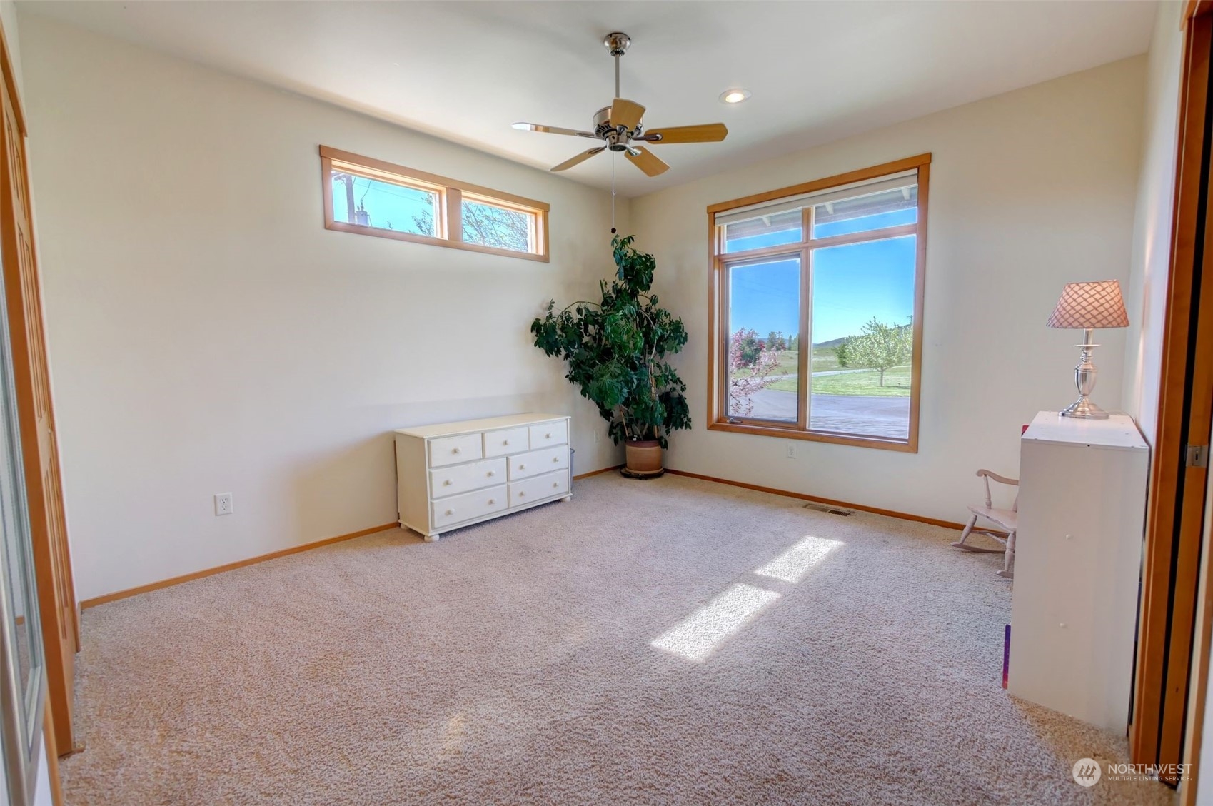 20 Blue Heron Lane Riverside, WA 98849 - Photo 23 of 40 a view of an empty room with a window