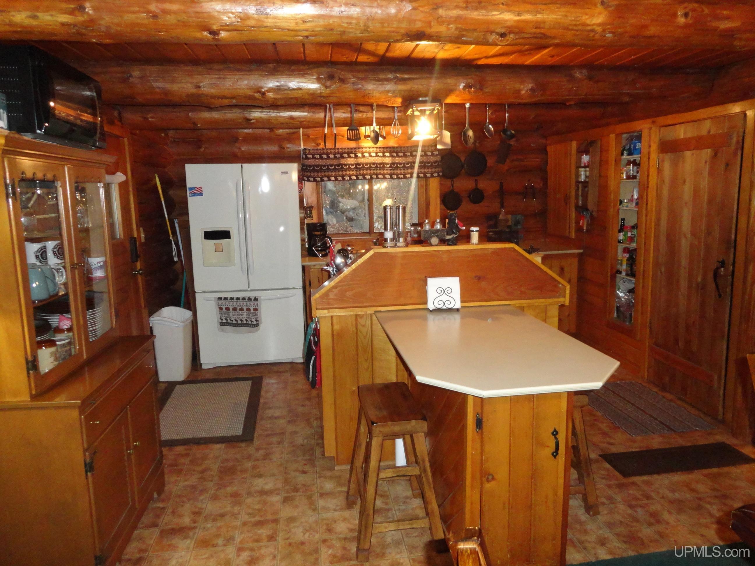 17524 Victoria Dam Road Rockland, MI 49960 - Photo 8 of 27