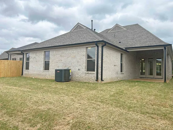 $369,900 | 200 Green Willow Drive, Oakland, TN 38060