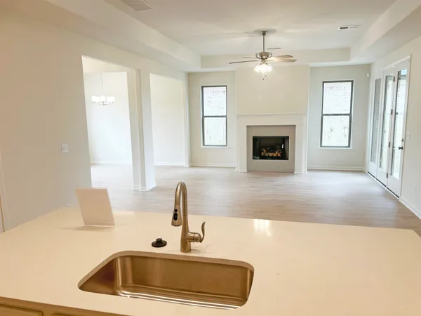 $369,900 | 200 Green Willow Drive, Oakland, TN 38060