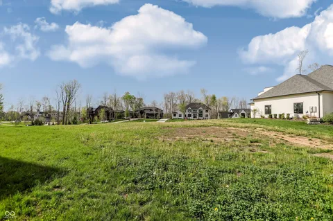 $799,000 | 1366 Forest Hills Drive, Westfield, IN 46074