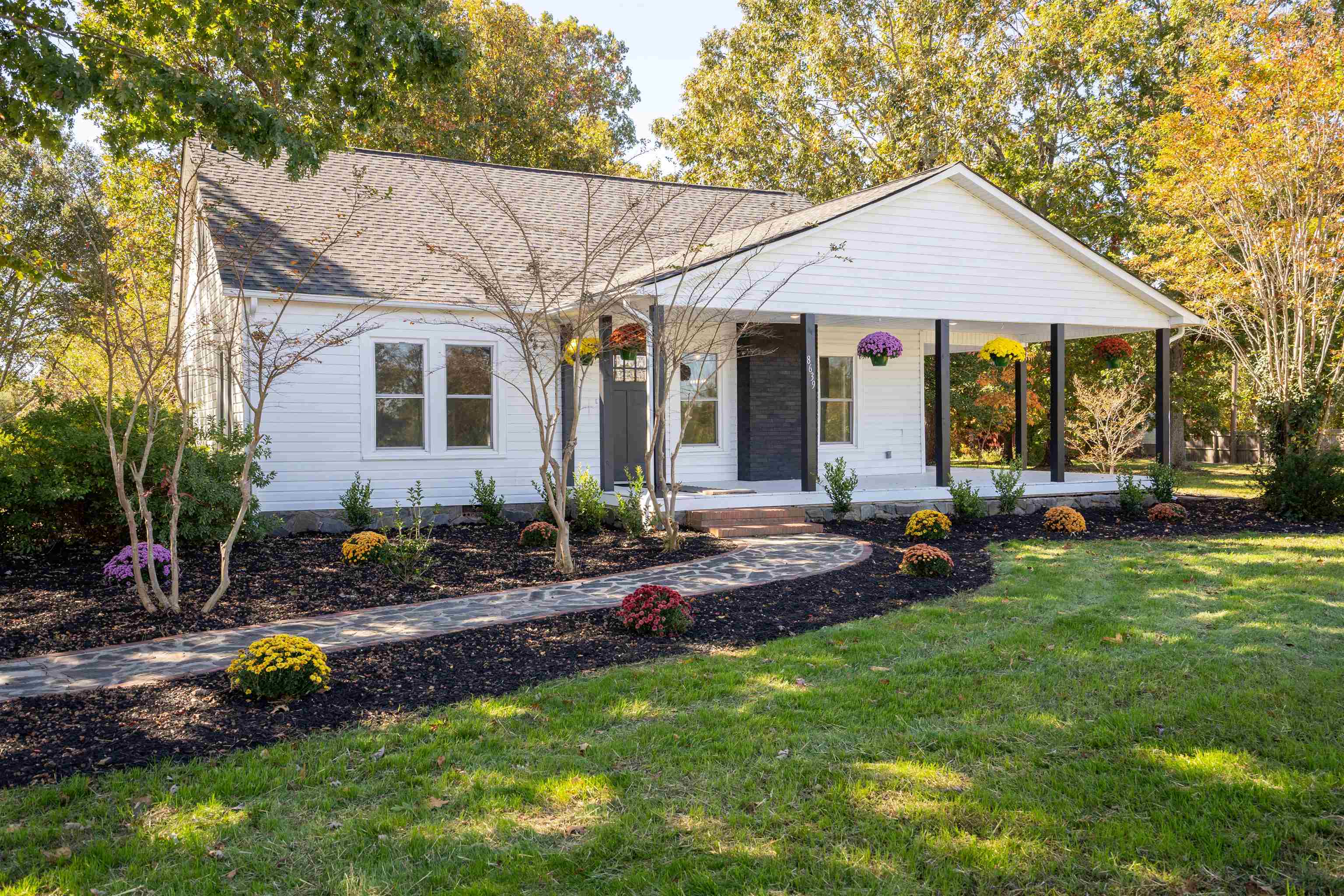 8639 Parris Bridge Road Chesnee, SC 29323 - Photo 1 of 32