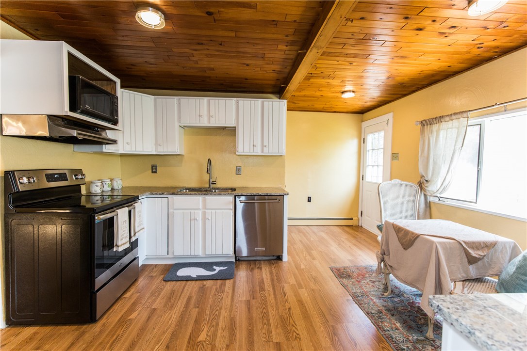 86 Community Road Warwick, RI 02889 - Photo 17 of 34 Gallery Image 17