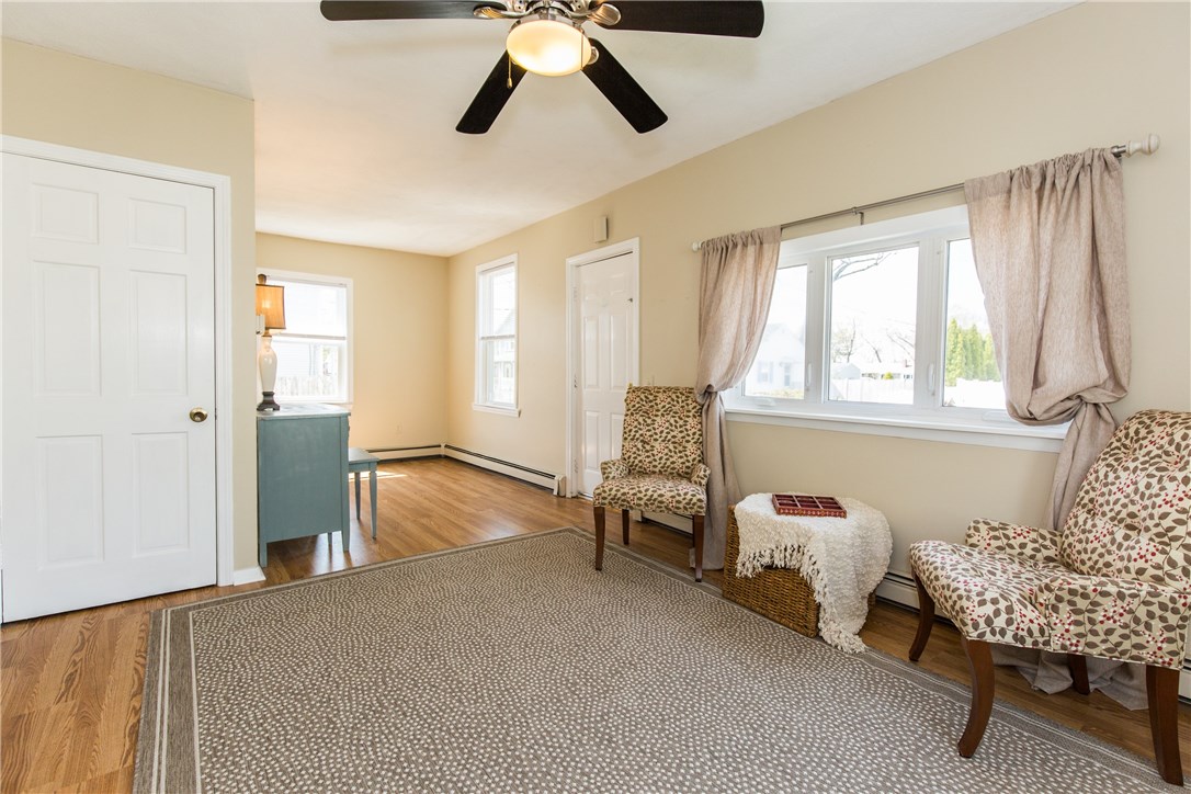 86 Community Road Warwick, RI 02889 - Photo 8 of 34 Gallery Image 8