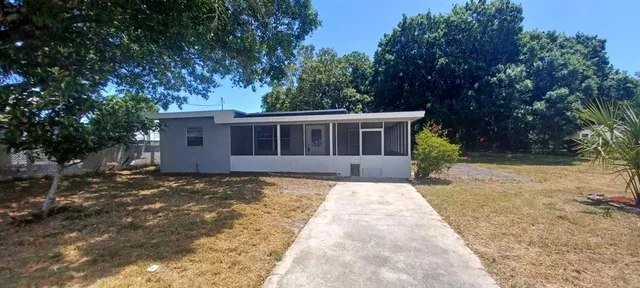 $1,600 | 1810 South 32nd Street, Fort Pierce, FL 34947