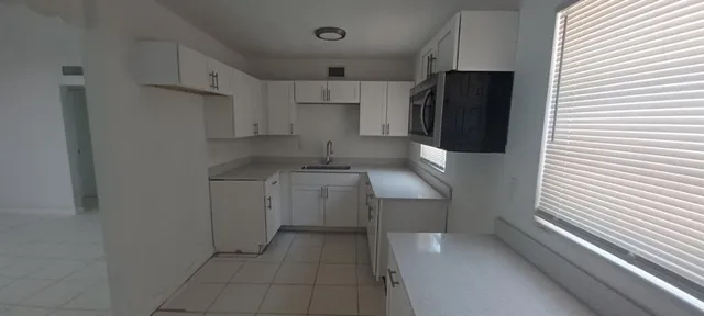 $1,600 | 1810 South 32nd Street, Fort Pierce, FL 34947