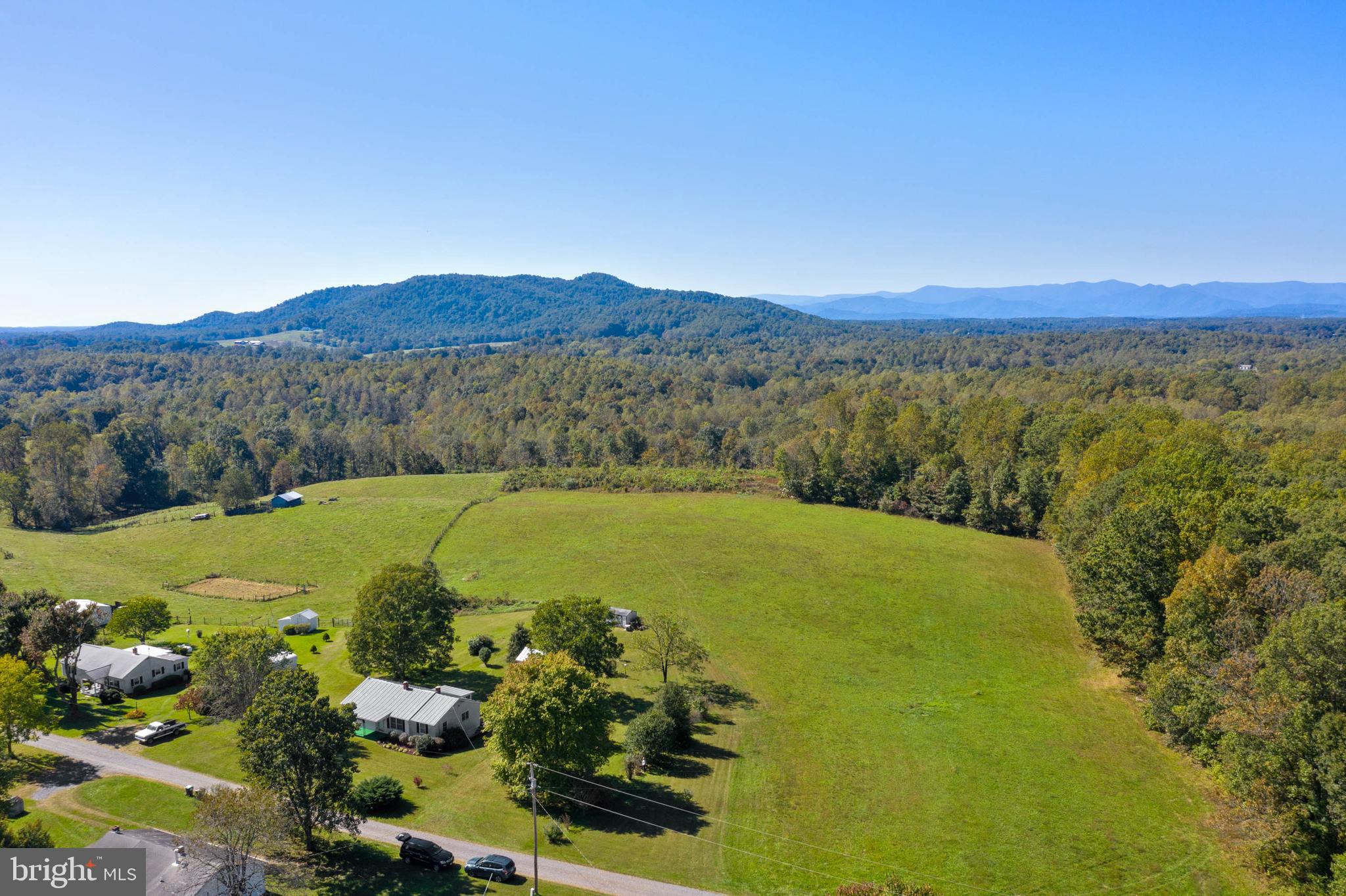 20292 Camp Road Culpeper, VA 22701 - Photo 3 of 42 Mountain Views