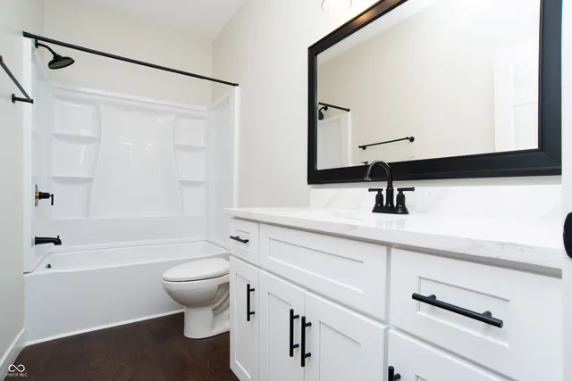 $2,450 | 3226 Keystone Lakes Way, Indianapolis, IN 46237