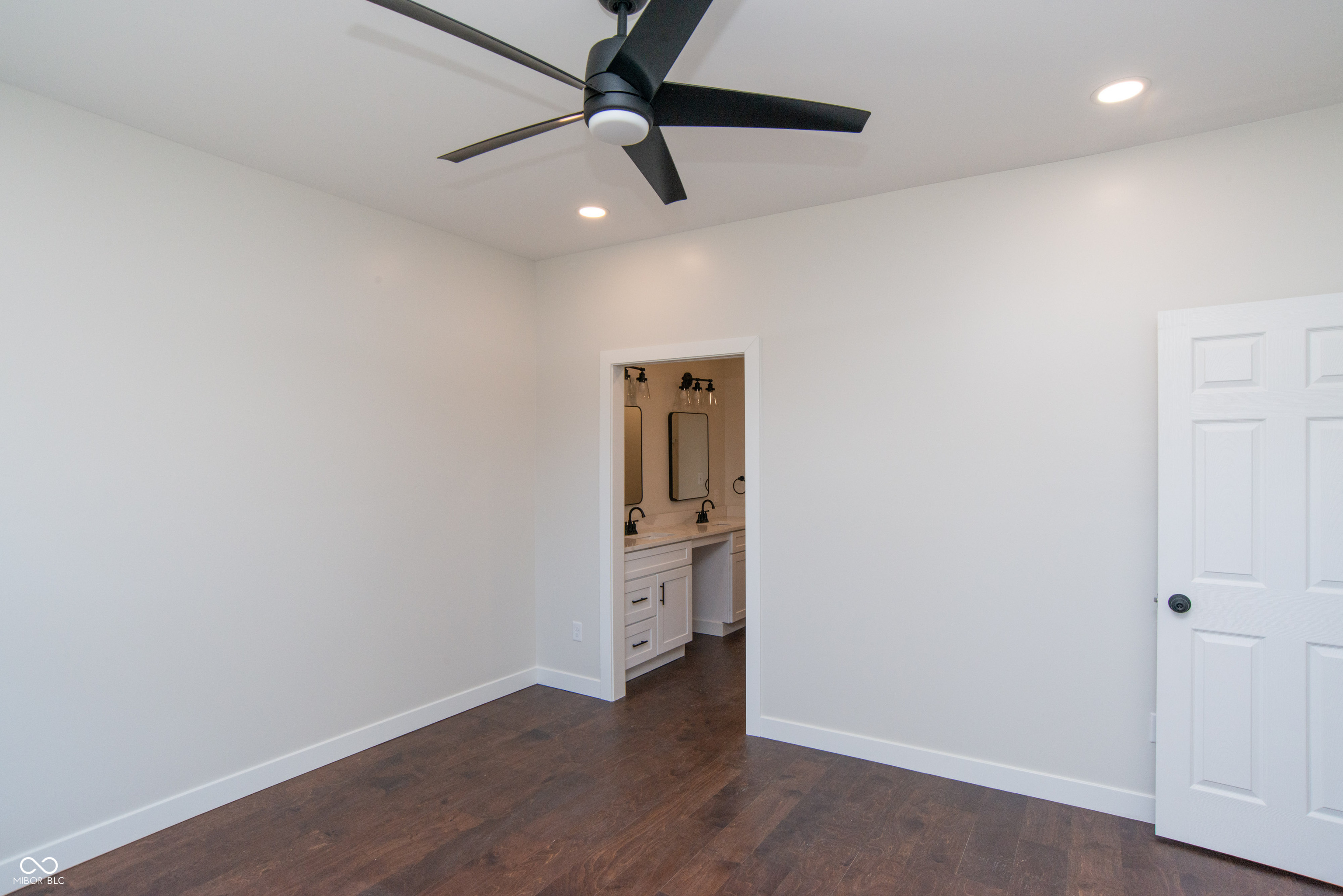 3226 Keystone Lakes Way Indianapolis, IN 46237 - Photo 23 of 32